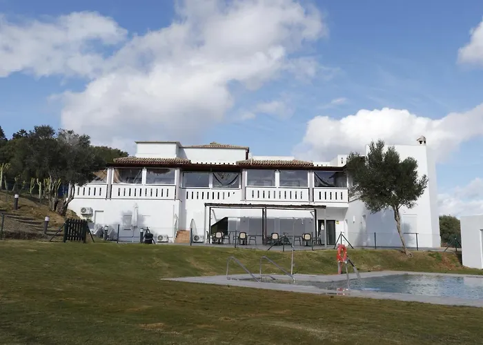 Hostal Restaurante Benalup Golf